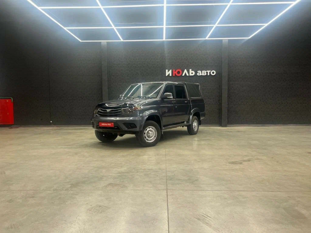 Освещение автосалона — автомобиль.png